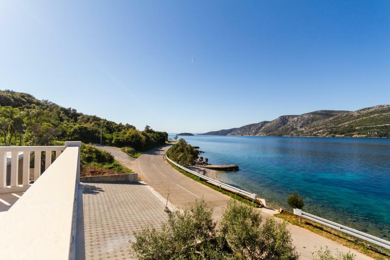 Apartman Orlando Zrnovo Bagian luar foto